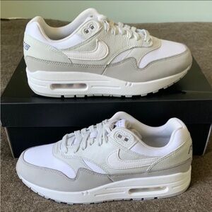 Nike Air Max 1 ‘87 LX NBHD ‘Light Smoke Grey’ (Wmns)